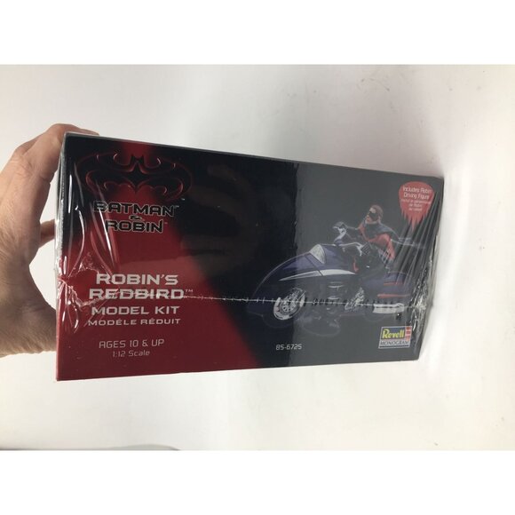 REVELL Batman & Robin- Robins Redbird Model Kit Brand New in Box - Picture 7 of 10